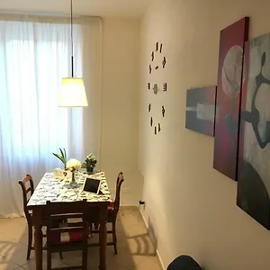 New Alex Home. Al Teatro. Apartman
